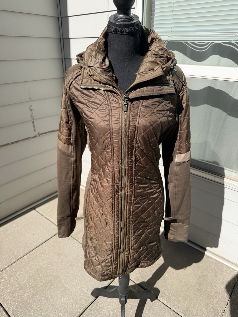 Athleta Rock Springs CYA Jacket M Olive Quilted Hooded Insulated Coat
